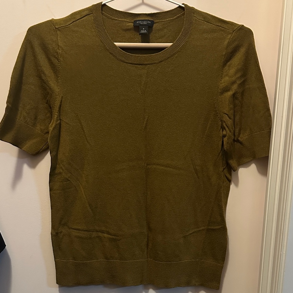 Ann Taylor Factory Olive Crew Neck Sweater